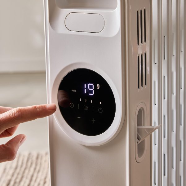 Radiator Electric cu Ulei, 2500 W, Afisaj Digital, Telecomanda, 3 Trepte si Mod Automat, Timer 24 h, Blocare Copii, pentru 20 mp, Alb