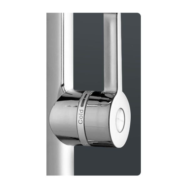 Robinet Electric Apa Calda Instant pentru Chiuveta, 3 kW, Afisaj Temperatura, Debit 2-2.5 l/min, Finisaj Cromat, Rotatie 360 Grade, Argintiu