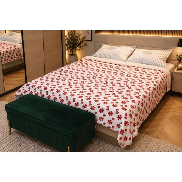 Patura Pat Craciun, 200 x 220 cm, pentru 2 Persoane, Doua Fete, Imprimeu Fulgi de Zapada, Spate Sherpa, Poliester, Alb cu Rosu